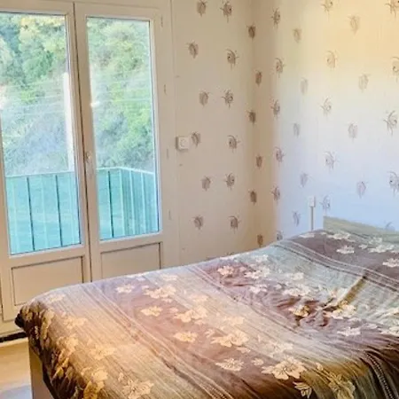 Apartment F3 Renove, 2 A 6 Pers, Clim, Wifi, Garage Ferme, Animaux Ok, Amelie-les-bains - Fr-1-703-31 Amelie-les-Bains-Palalda